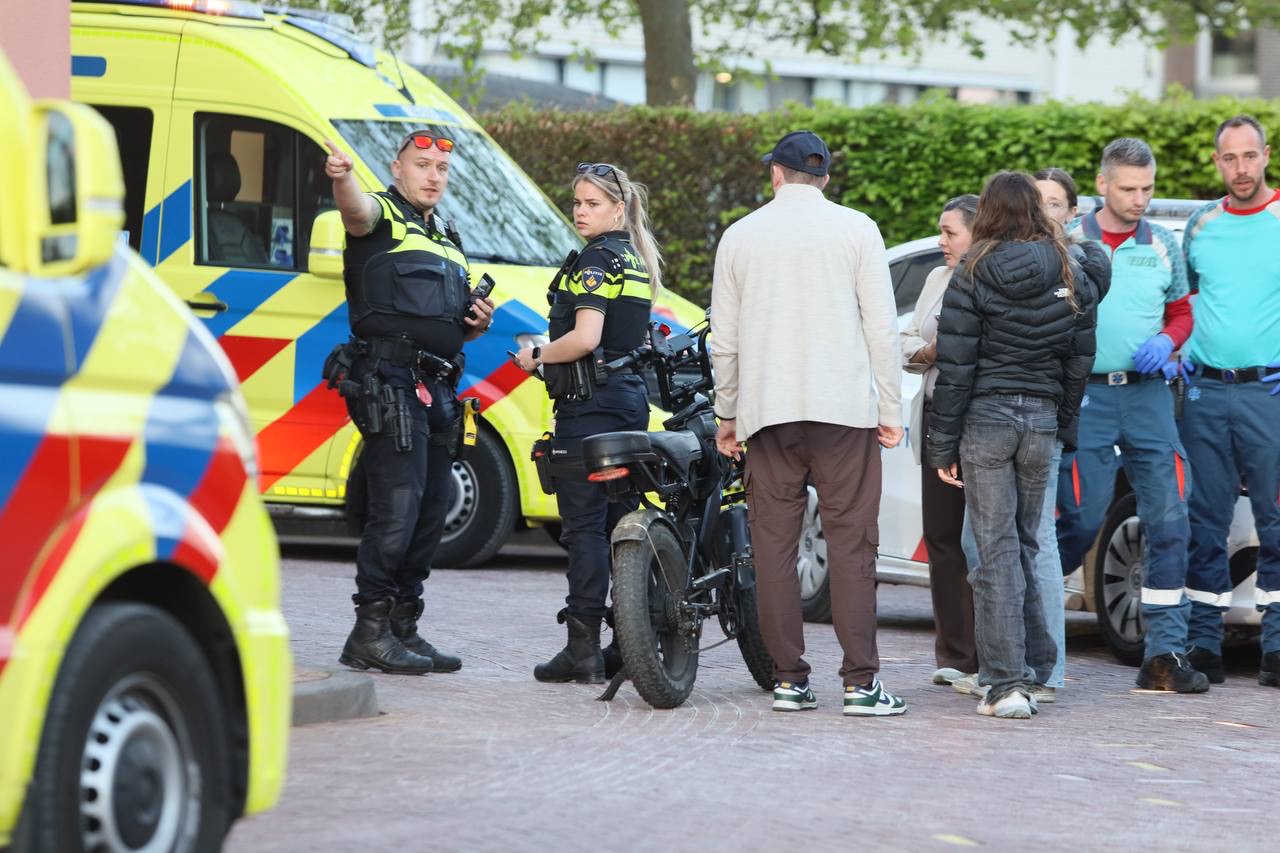 Fatbikes met elkaar in botsing op het Laweiplein in Drachten