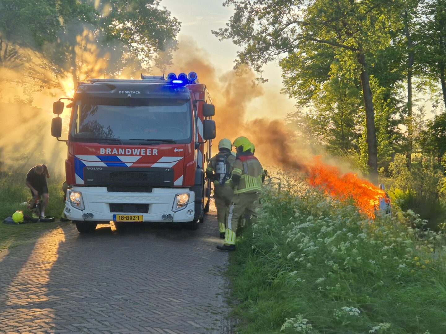 Auto geblust in Beetsterzwaag na verlaten plaats ongeval